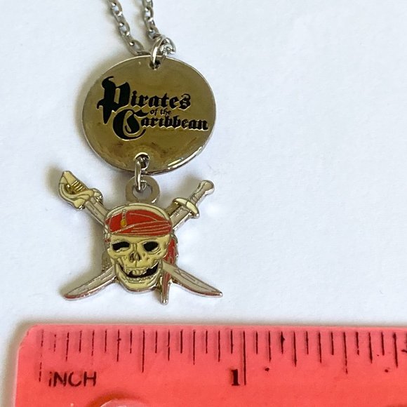 Vintage Disney Pirates of the Caribbean Necklace Charm Skull Crossbones - Picture 8 of 9